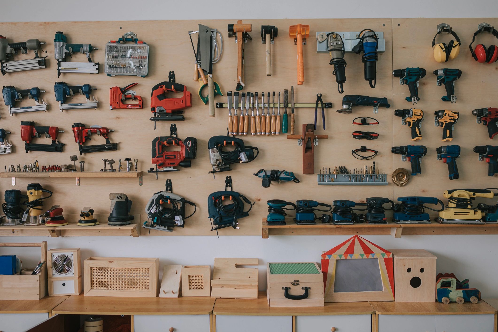 Workbench with hand tools and work gloves